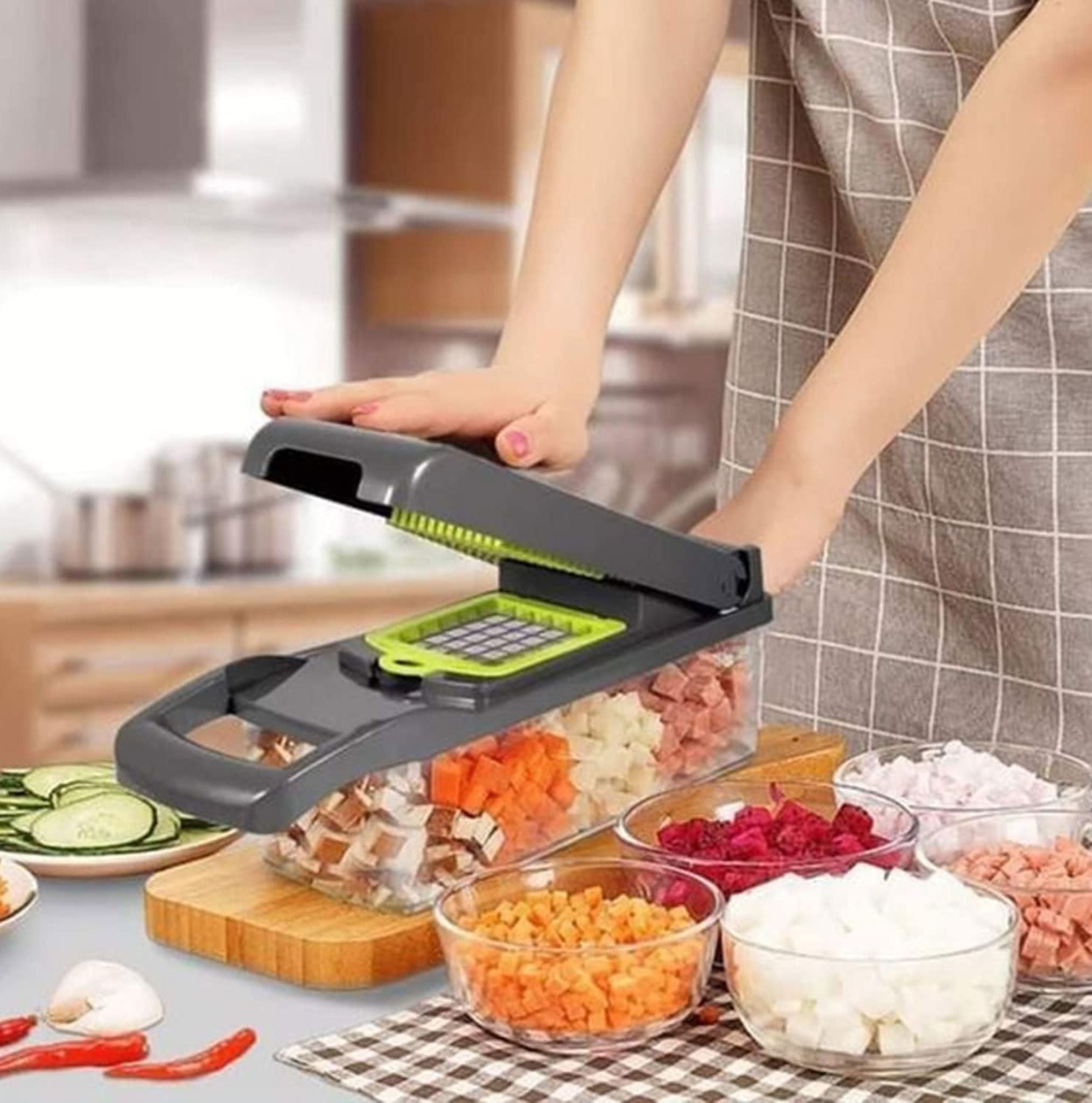 16-in-1 Multi-Functional Vegetable Cutter & Chopper